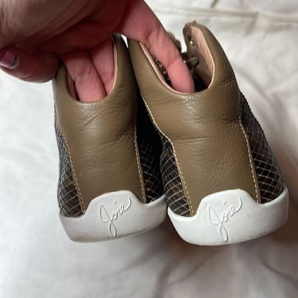 Joie Felton Python Print High Top Leather Sneakers. Size 37 (6.5) - Picture 4 of 8